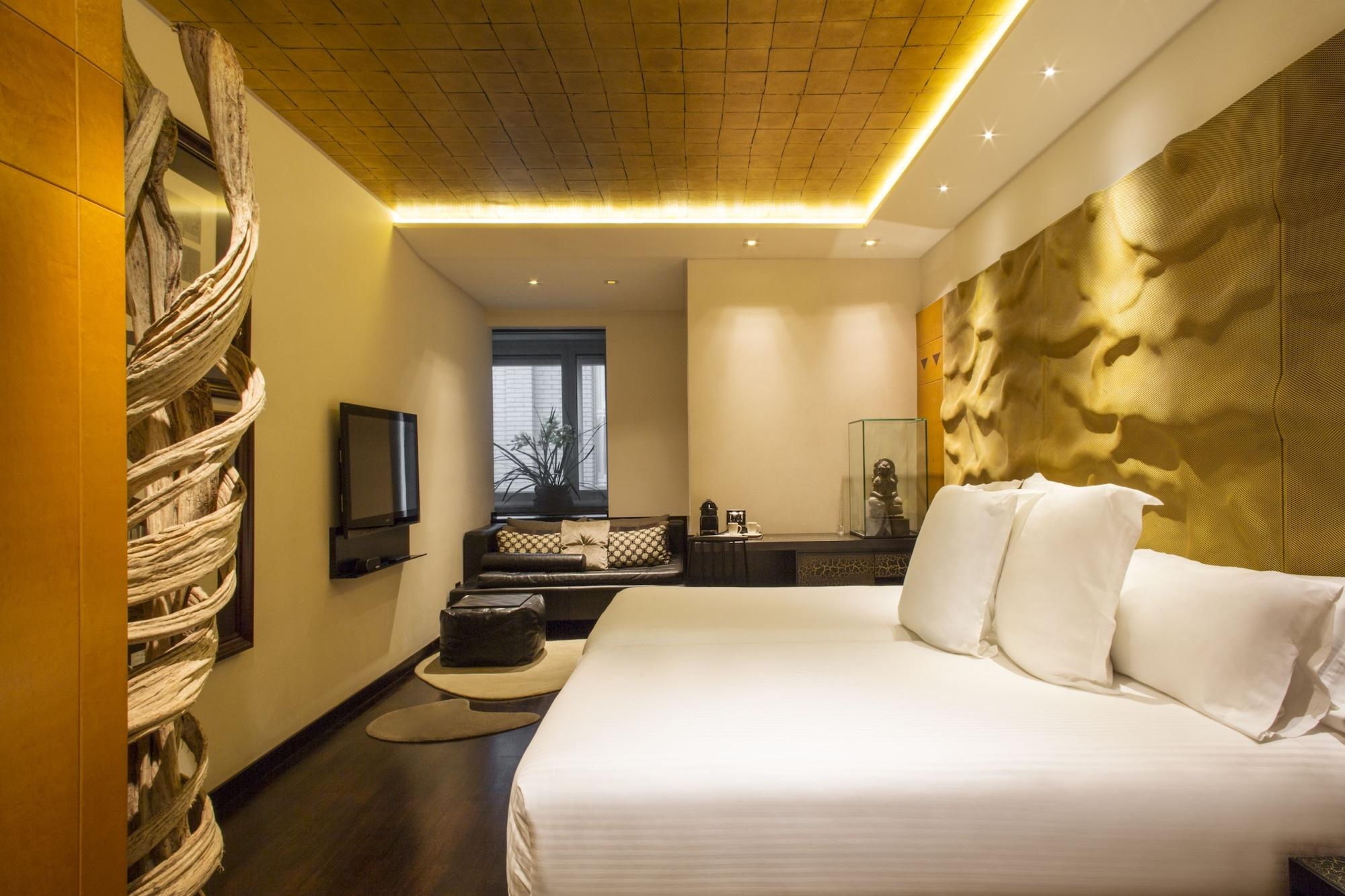Claris & Gl, A Small Luxury Of The World Hotel Barcelone