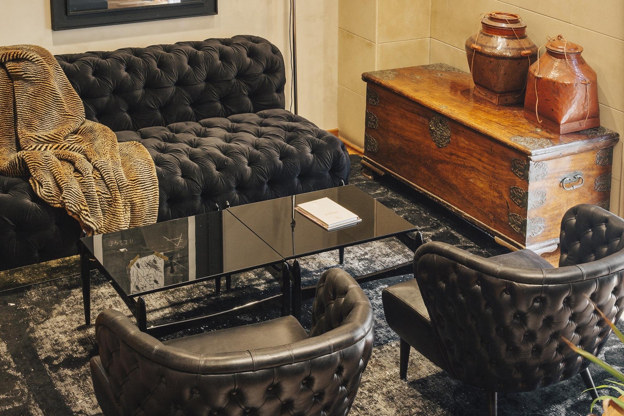 Claris & Gl, A Small Luxury Of The World Hotel