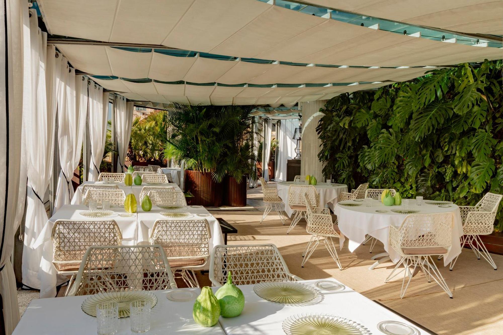 Claris & Gl, A Small Luxury Of The World Hotel Barcelona