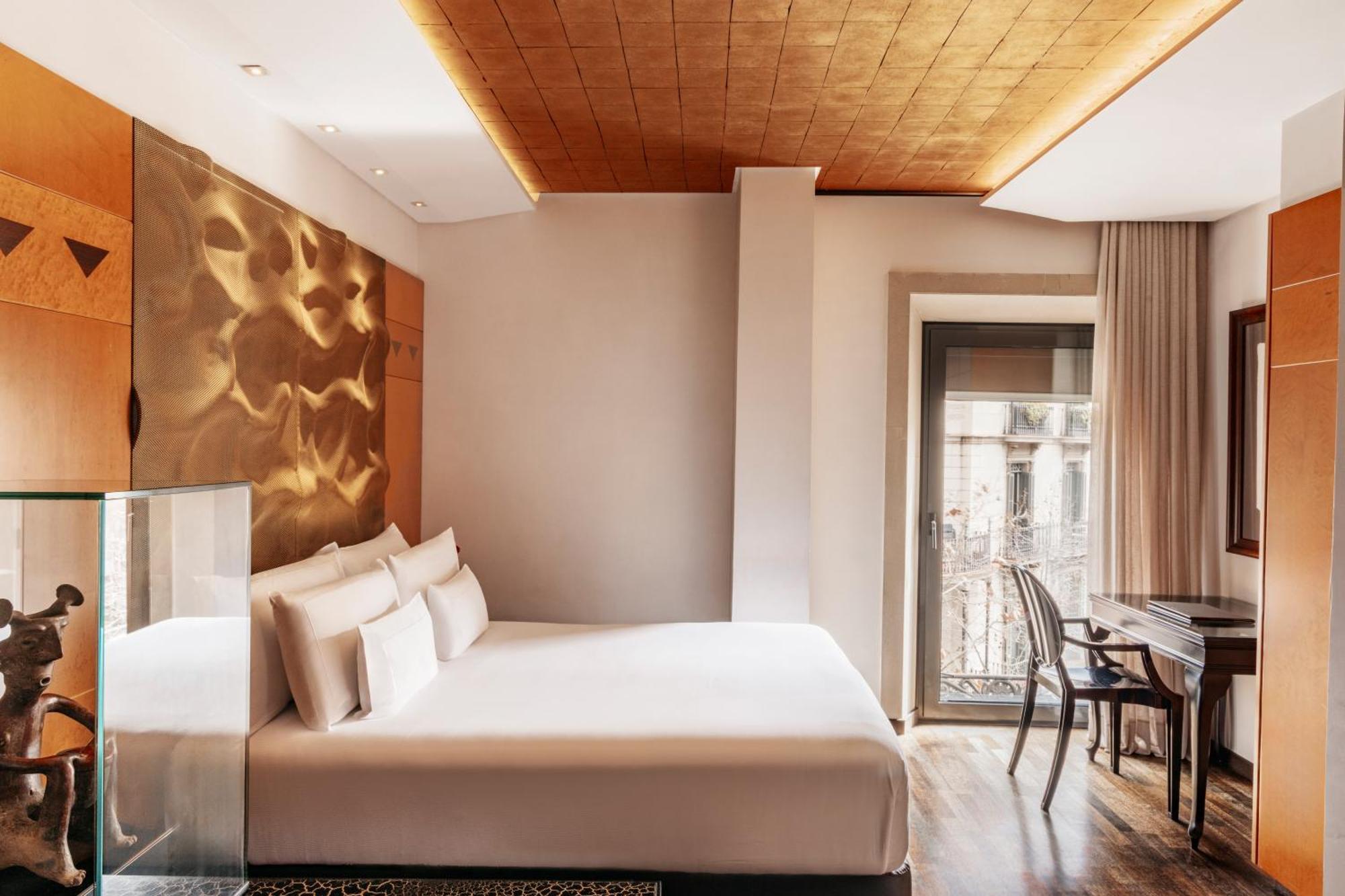 Claris & Gl, A Small Luxury Of The World 5* Barcelona